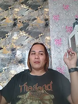 urdreamgirljacky online show from July 20, 5:44 am