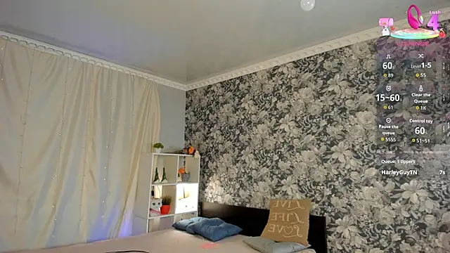 Laila Blarr online show from November 6, 10:59 am