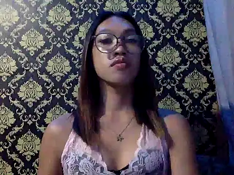 your wifey online show from September 16, 11:48 am