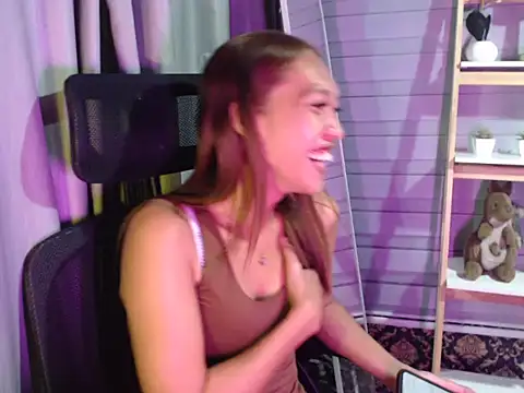 your wifey online show from January 11, 2:02 pm