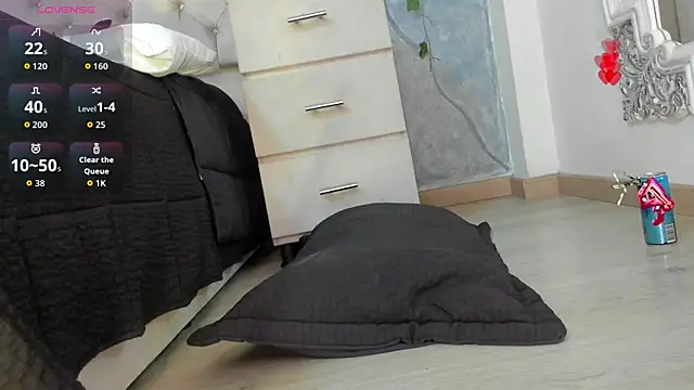 AmbarFoxx  online show from April 10, 6:30 am