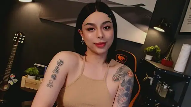 LUNACOCKSLAYER online show from November 26, 9:17 pm