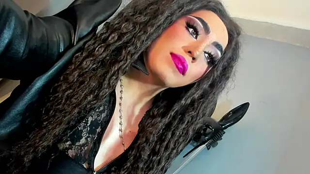 MagnaCumLoader17 online show from December 1, 10:34 pm