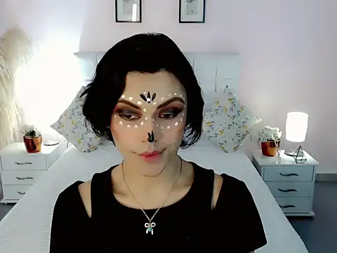 nathalialoes1 online show from October 27, 2:41 am