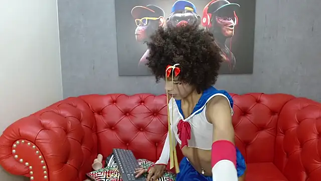 Violett Salvatore online show from October 31, 9:23 pm