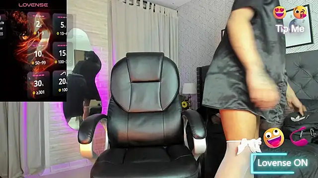 sweet  vanessa1 online show from October 21, 4:04 am