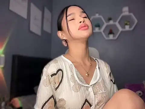 lelasohna online show from September 10, 6:01 am