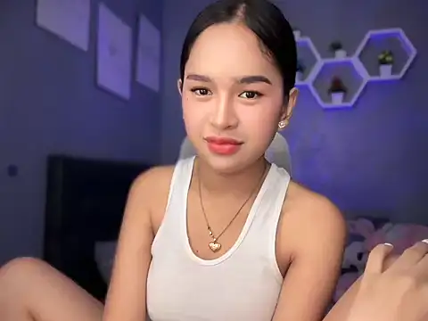 lelasohna online show from September 14, 9:30 pm