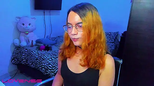 lillykittyy online show from December 19, 10:04 pm