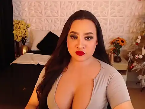 Hotcum ella online show from December 20, 1:00 am