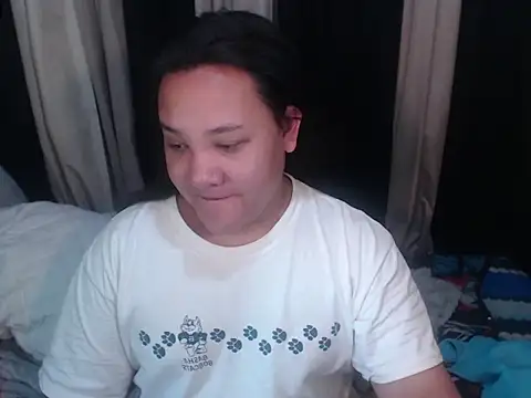 Hotcum ella online show from April 15, 2:50 am