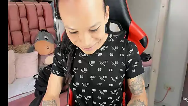 sara slut21 online show from January 19, 8:30 pm