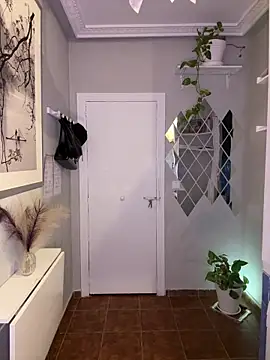 lacattiva online show from December 20, 2:12 pm