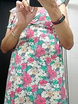 Emily de Carla online show from February 13, 7:37 am