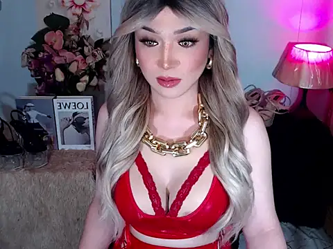 classytrish online show from July 4, 4:56 pm
