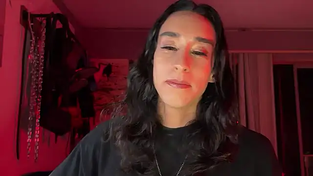 xoFrankie online show from March 6, 5:02 am