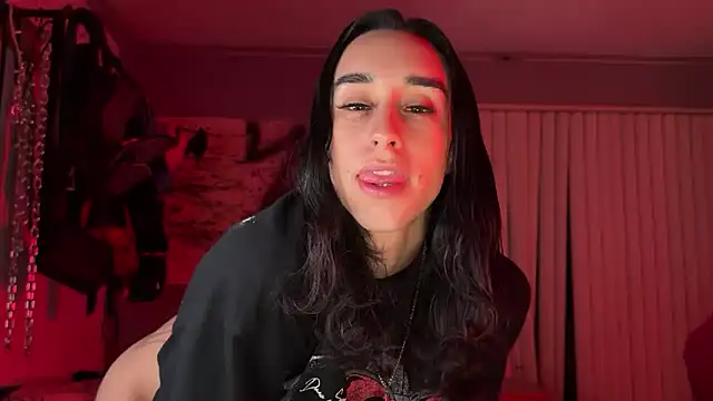 xoFrankie online show from March 7, 5:13 am