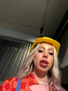 Sweet Soffi online show from October 31, 3:05 am