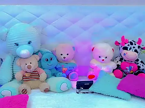 hanna sweett34 online show from September 13, 6:03 pm