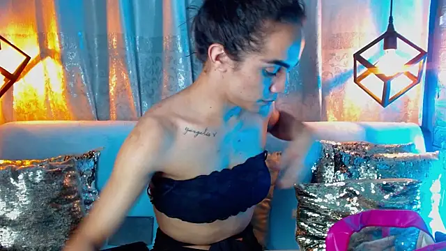 Cristal Gem1 online show from March 1, 1:33 am