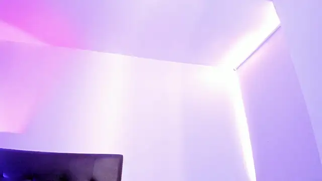  paulaaa online show from January 13, 7:00 pm