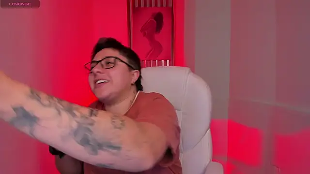 IanGilbert online show from February 16, 8:50 pm