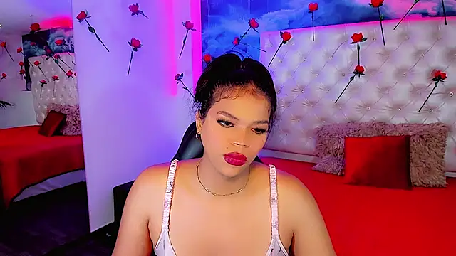 Valeria Swett  online show from February 17, 9:00 pm