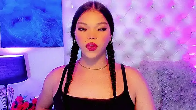 Valeria Swett  online show from February 26, 8:03 pm