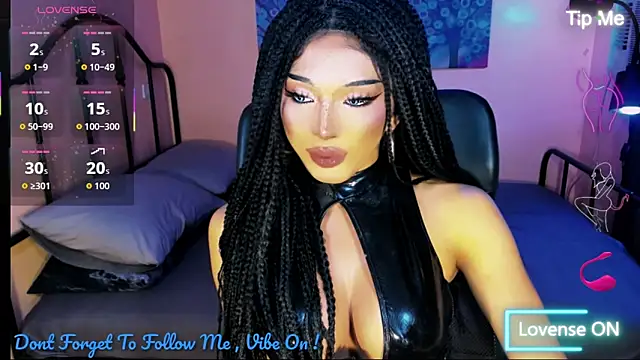 xUrGoddess Bellax online show from December 23, 2:05 am