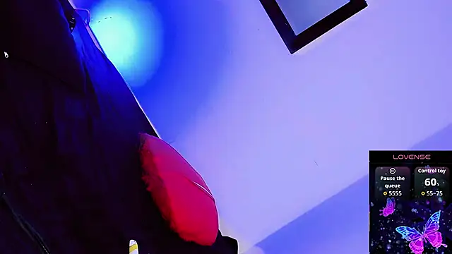 daniela dolls online show from February 25, 12:10 pm