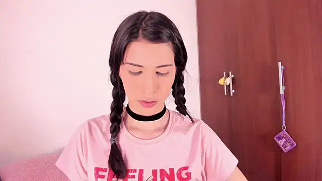 ScarlettRosetti online show from November 16, 2:32 am