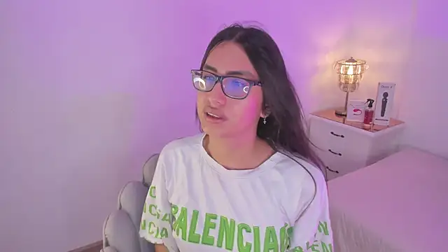 cherrylady 02 online show from November 28, 1:56 pm