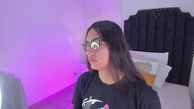 cherrylady 02 online show from January 11, 12:45 pm