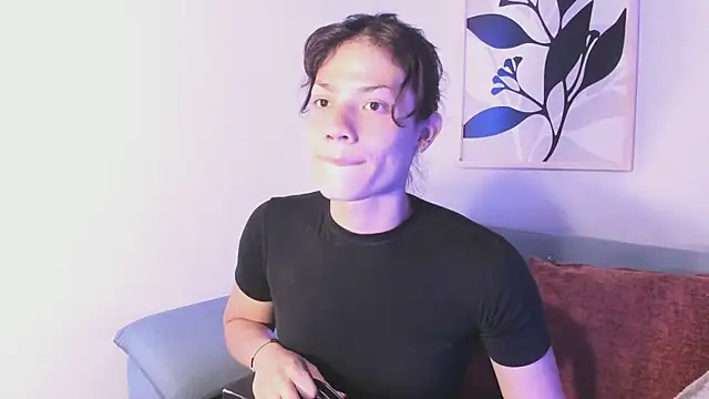 KassMonroe online show from April 5, 12:47 pm