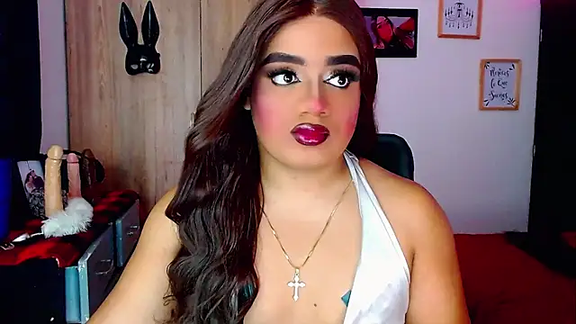 Sofiabigcock22 online show from November 18, 11:21 am