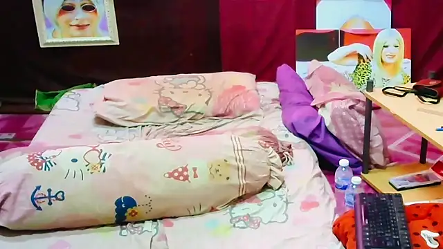 horni4luv online show from April 9, 11:55 pm