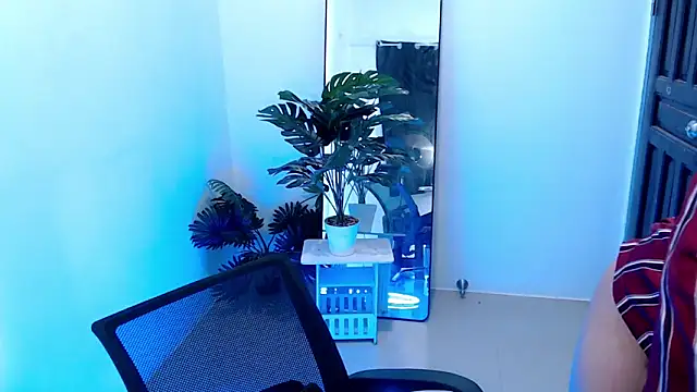  Lachica  online show from January 13, 11:46 pm