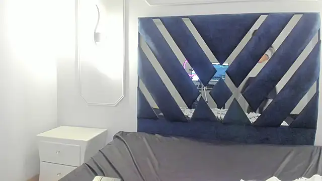 Damiian20  online show from November 20, 1:33 pm