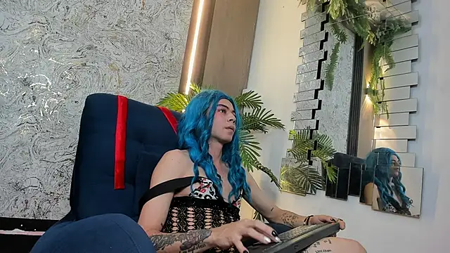 Nicky carterr  online show from January 16, 7:21 pm