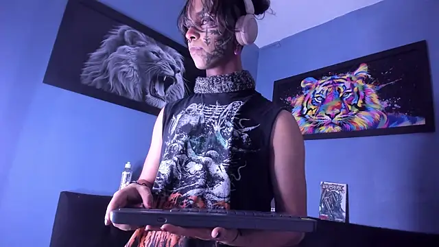 luxiel  online show from December 21, 6:08 am