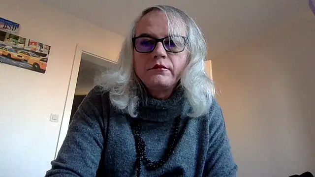 nicohumm online show from January 18, 2:47 pm