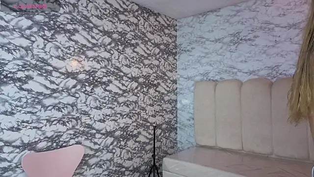 Evy Luxx v online show from February 12, 4:08 am