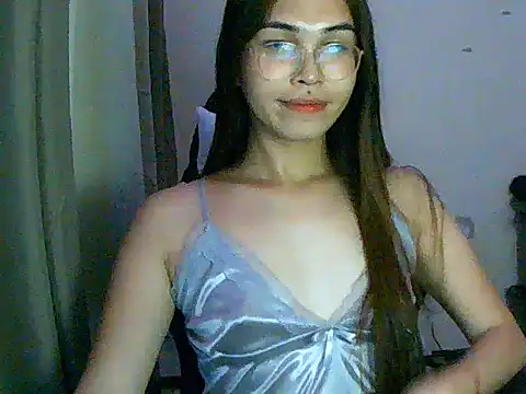 hottest solel online show from March 20, 12:50 pm
