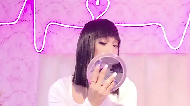 Atenea Mendoza online show from March 3, 7:32 pm