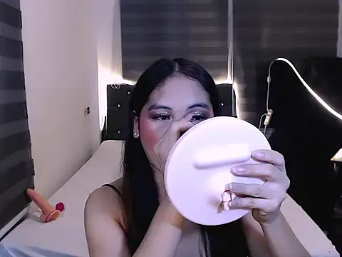 sylvannia cumslut online show from November 28, 4:14 am