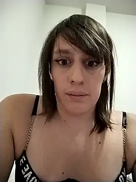 mala93ts online show from November 28, 8:43 pm