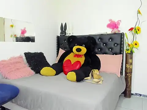 BlakeNoir  online show from April 13, 12:47 am