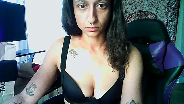 GoddessVikkii online show from February 24, 7:40 pm