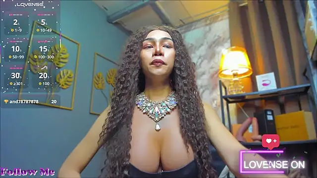 CelinaWintour online show from February 26, 6:57 pm