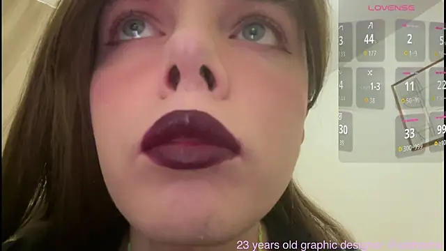 tasty stranger aishe online show from July 10, 9:19 pm